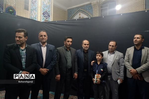 دوشنبه های مسجد محوری در مسجد فاطمه الزهرا شیراز با حضور دانش‌آموزان