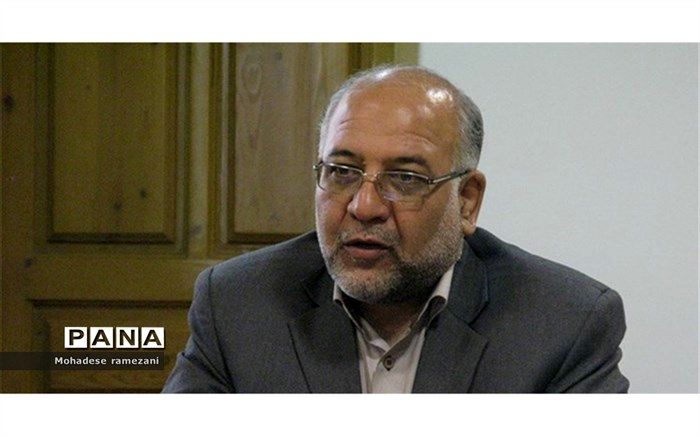 تعلیمات قرآن برای همه ادیان و ملت‌ها راه گشاست