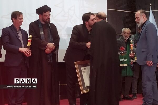 مراسم سوگواره شعر شش ماهه در قم