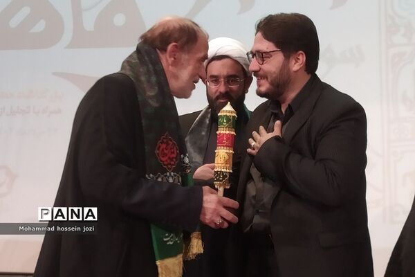 مراسم سوگواره شعر شش ماهه در قم