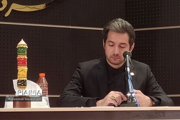 مراسم سوگواره شعر شش ماهه در قم