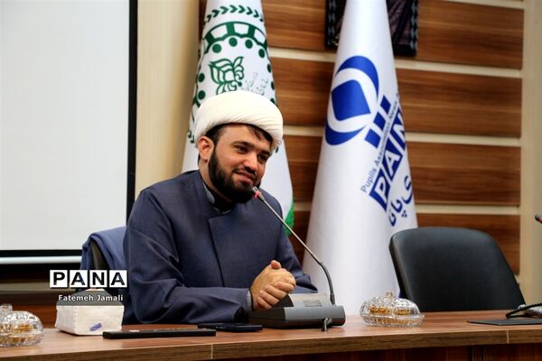 جلسه سوم دوره نماز و رسانه با حضور حجت الاسلام روح الله دوستی