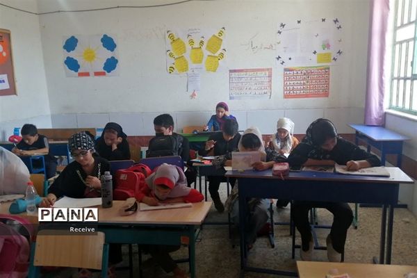 فعالیت دانش‌آموزان در پایگاه‌های تابستانه سازمان دانش‌آموزی فارس