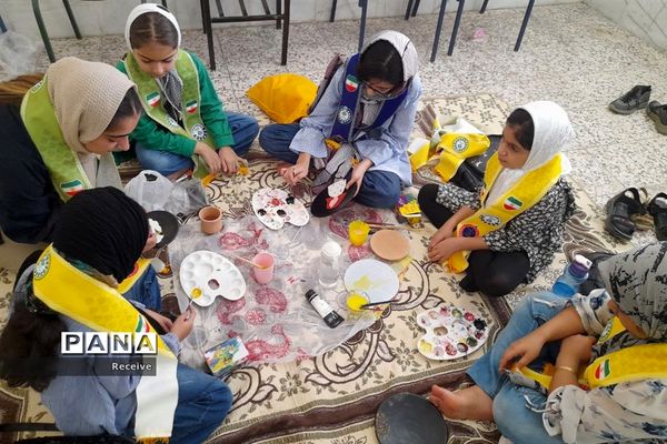 فعالیت دانش‌آموزان در پایگاه‌های تابستانه سازمان دانش‌آموزی فارس