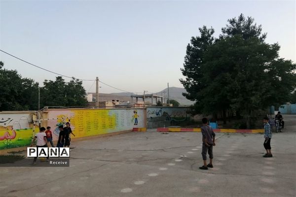 فعالیت دانش‌آموزان در پایگاه‌های تابستانه سازمان دانش‌آموزی فارس