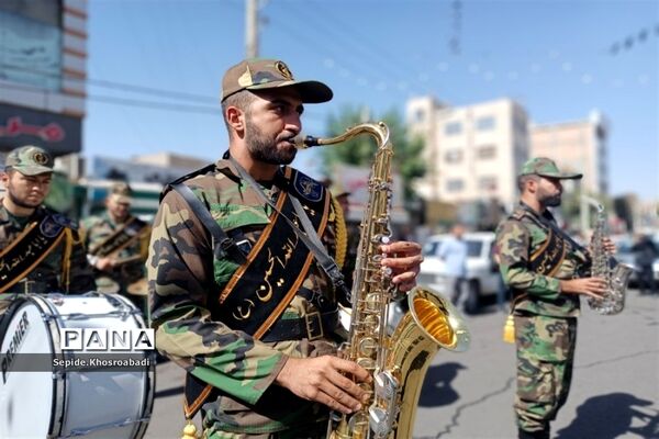 تشییع پیکر شهید گمنام در پاکدشت