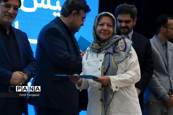 بازدید خبرنگاران از ظرفیت‌های منطقه آزاد ارس