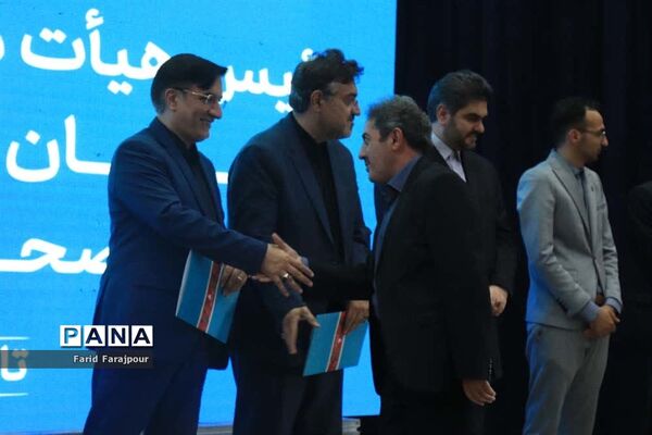 بازدید خبرنگاران از ظرفیت‌های منطقه آزاد ارس