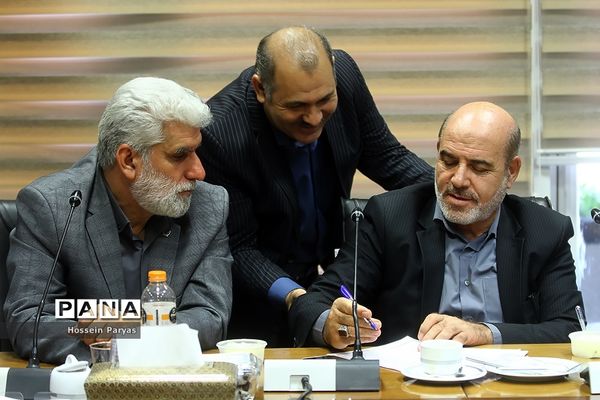 آیین تجلیل از آزادگان فرهنگی