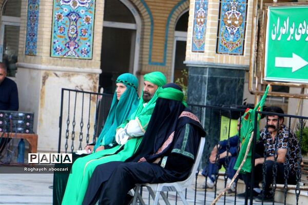 اجرای مراسم تعزیه‌خوانی در آستان مقدس امامزاده بی‌بی‌سکینه صفادشت