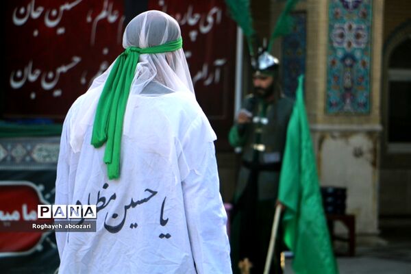 اجرای مراسم تعزیه‌خوانی در آستان مقدس امامزاده بی‌بی‌سکینه صفادشت