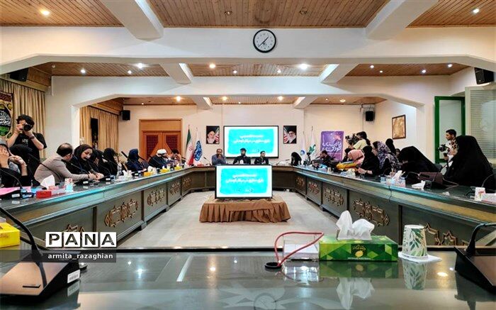 کودک، کارگر بازی نیست