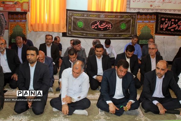 اقامه نماز جماعت در آموزش و پرورش استان بوشهر