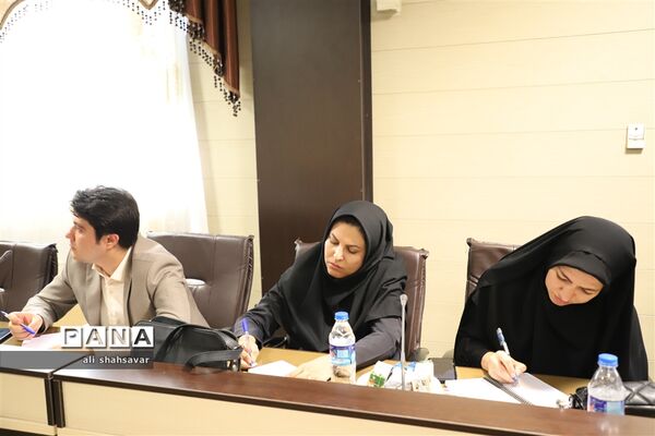 نشست خبری مدیرکل قرآن، عترت و نماز وزارت آموزش و پرورش با اصحاب رسانه