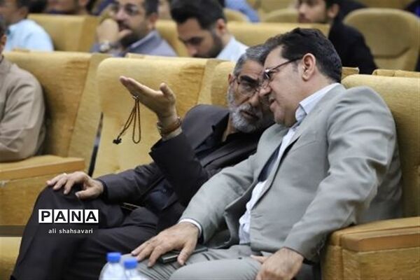آیین اختتامیه مسابقات کشوری قرآن، عترت و نماز در کرمانشاه