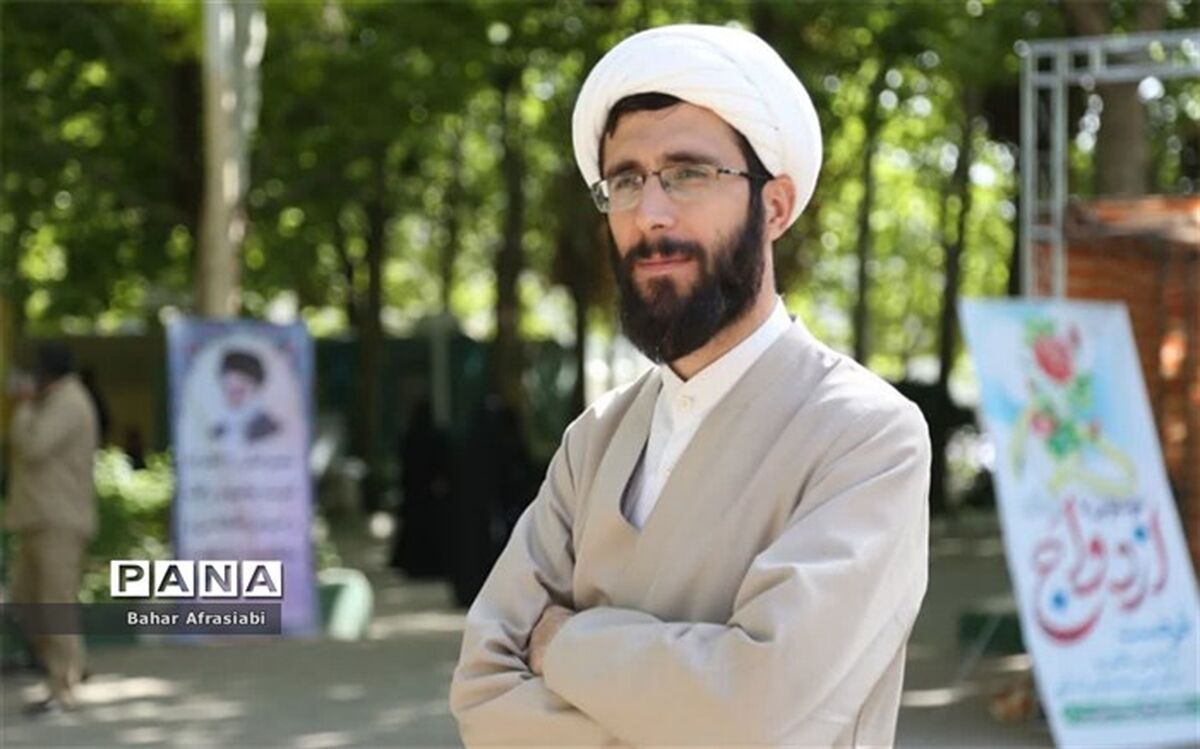 اردو یکی از راه‌های تقویت ارتباط با نسل نوجوان است
