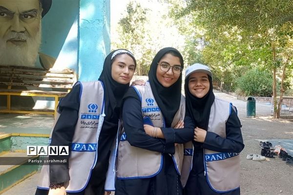 اجرای طرح لبخند در اردوی مثبت دهه هشتادی‌های شهرستان ورامین