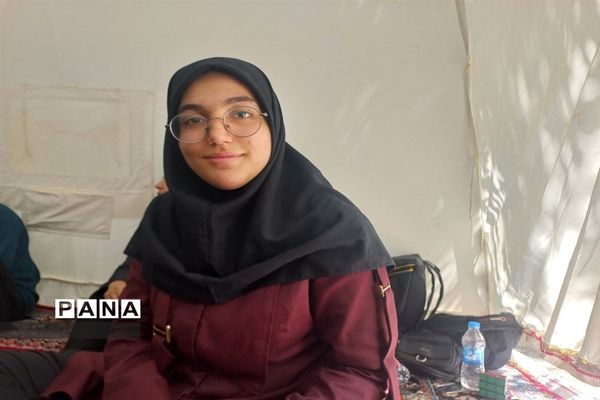 اجرای طرح لبخند در اردوی مثبت دهه هشتادی‌های شهرستان ورامین