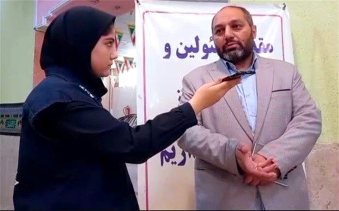 مردم باید در مسائل سیاسی، اجتماعی و فرهنگی مشارکت داشته باشند