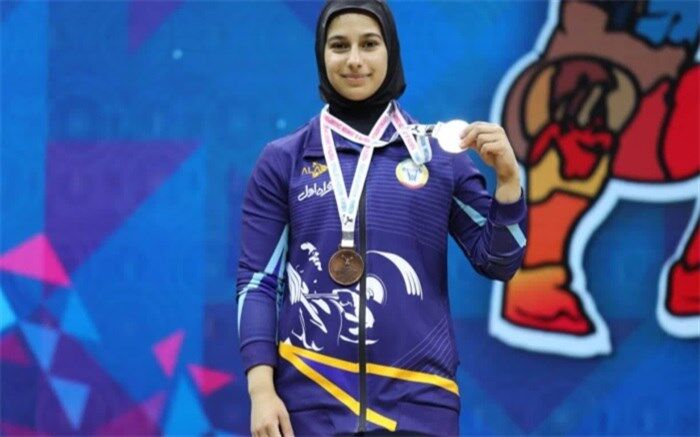 دختر تاریخ‌ساز ایران؛ از فتح قله جهانی بدنسازی تا برد نقره در پیکار با فولاد سرد‌