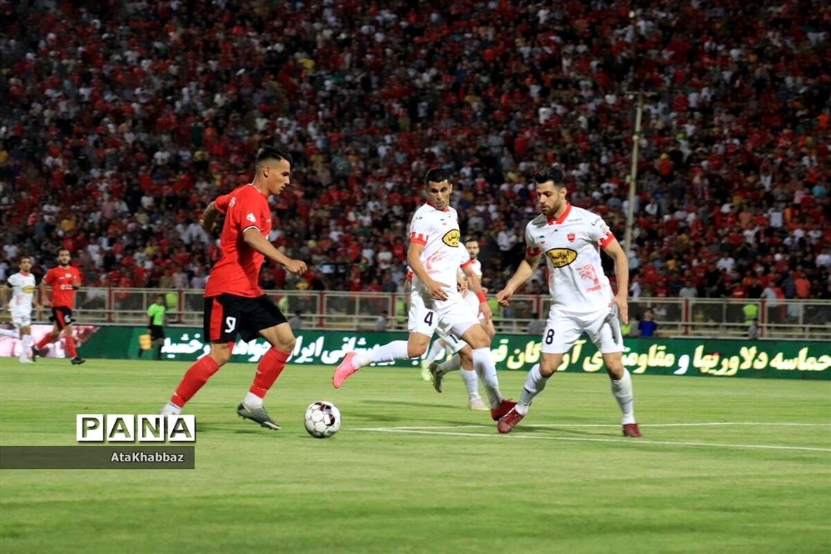 خط جلوی پرسپولیس زهردار نیست