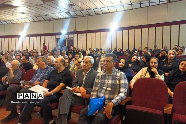 برگزاری کارگاه آموزشی اخلاق حرفه‌ای کسب و کار رانندگان سرویس مدارس  در شیراز