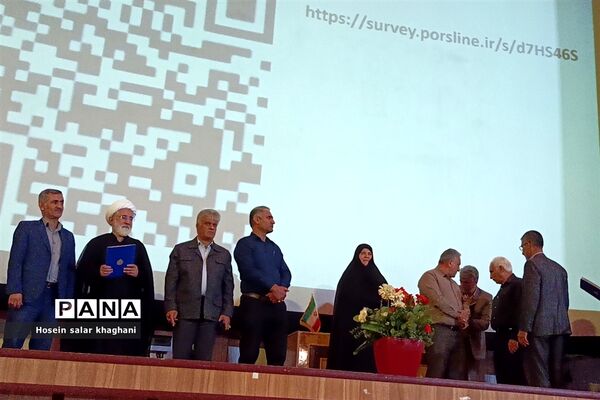 برگزاری کارگاه آموزشی اخلاق حرفه‌ای کسب و کار رانندگان سرویس مدارس  در شیراز