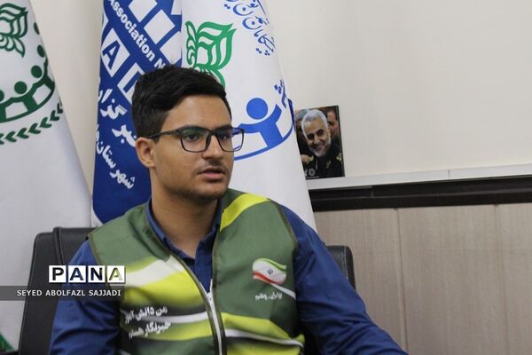 نشست هم‌اندیشی  پسران تیم دانش‌آموزی تولید محتوا سازمان دانش‌آموزی شهرستان‌های تهران