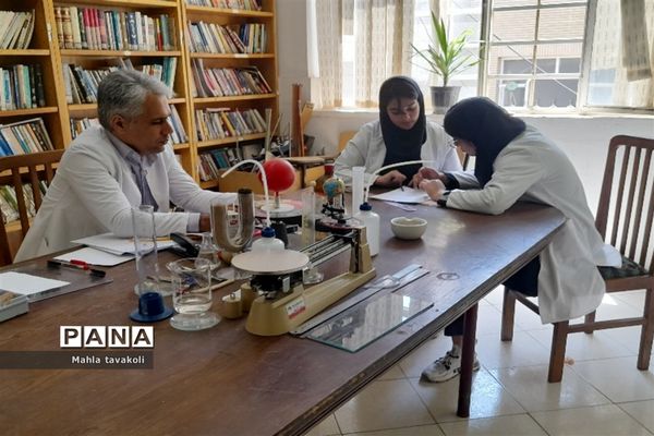 چهارمین جشنواره علمی پژوهشی آزمایشگاهی علوم تجربی