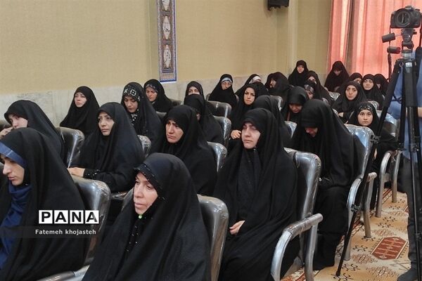 برگزاری نشست بصیرتی با محوریت فتنه ۱۴۰۱ در شهرستان‌قرچک