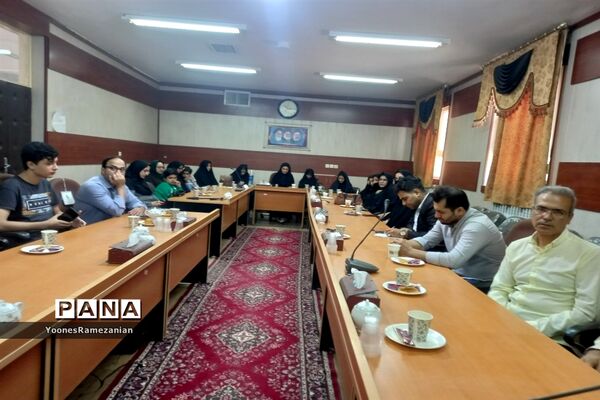 مراسم تجلیل از مربیان کلاس‌های اوقات فراغت تابستان