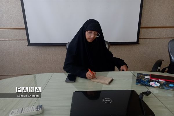 اولین جلسه تکمیلی کارگاه تولید محتوا دختران ناحیه ۵