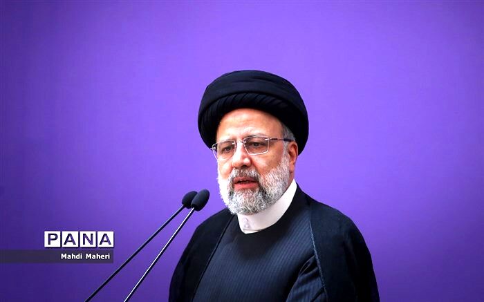 مسجد محل کادرسازی و ساختن انسان‌های معتقد است