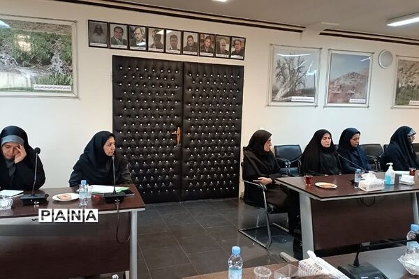 نشست کارگروه عفاف و حجاب شورای فرهنگ عمومی در رودهن