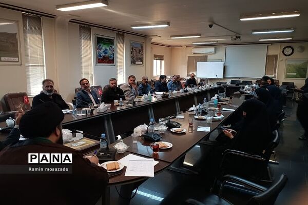 نشست کارگروه عفاف و حجاب شورای فرهنگ عمومی در رودهن