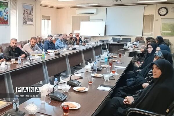 نشست کارگروه عفاف و حجاب شورای فرهنگ عمومی در رودهن