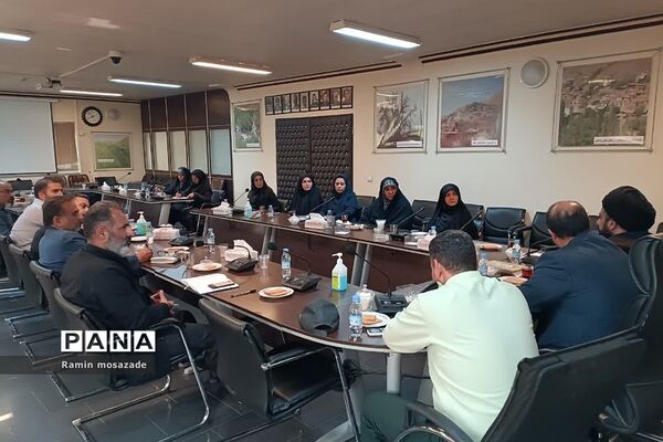 نشست کارگروه عفاف و حجاب شورای فرهنگ عمومی در رودهن