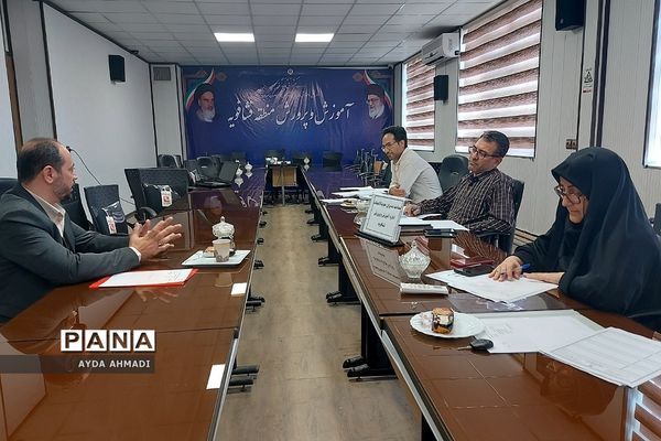 مصاحبه مدیران متقاضی تصدی مدیریت مدارس در فشافویه