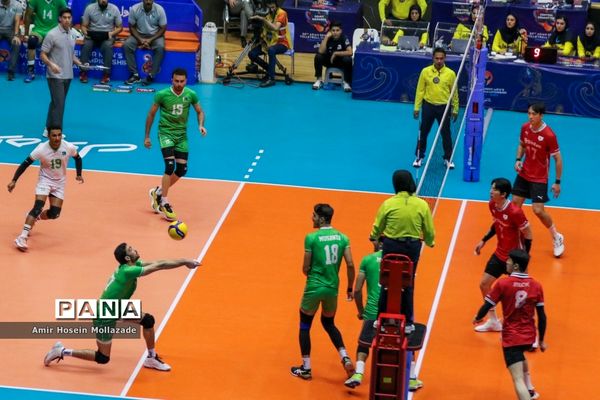 دیدار تیم‌های والیبال کره جنوبی و پاکستان