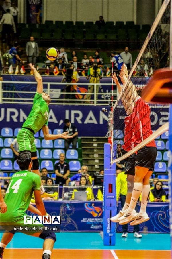 دیدار تیم‌های والیبال کره جنوبی و پاکستان