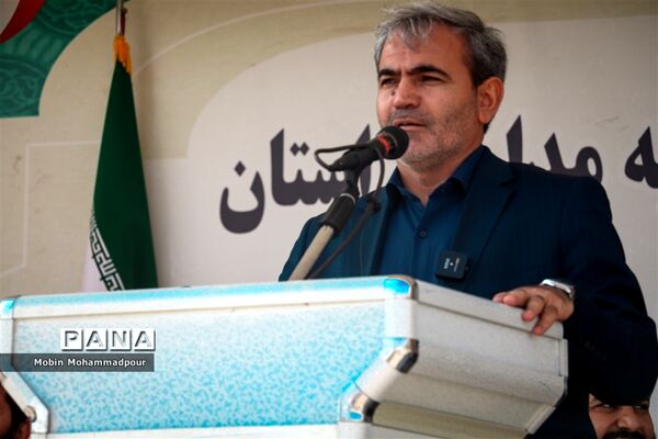 اعزام بزگترین کاروان تجهیزات آموزشی کشور