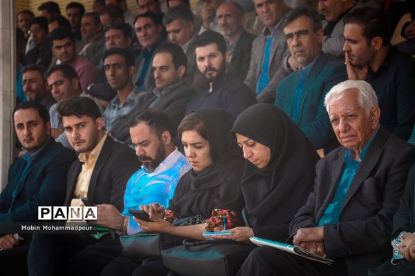 اعزام بزگترین کاروان تجهیزات آموزشی کشور