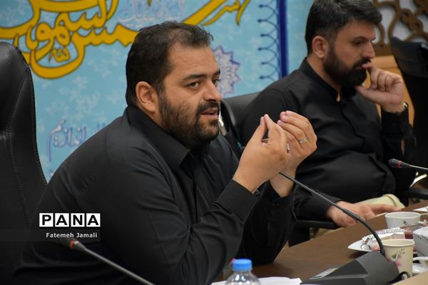 دوره تربیت مدیران منتخب مدارس متوسطه استان بر اساس سند تحول بنیادین