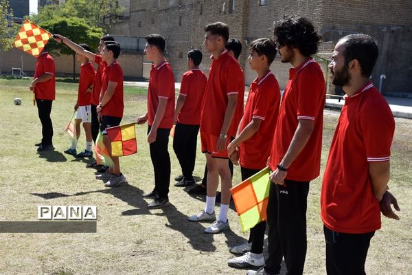 برگزاری دوره آموزشی داوری درجه سه فوتبال و فوتسال باحضور داوران بین‌المللی