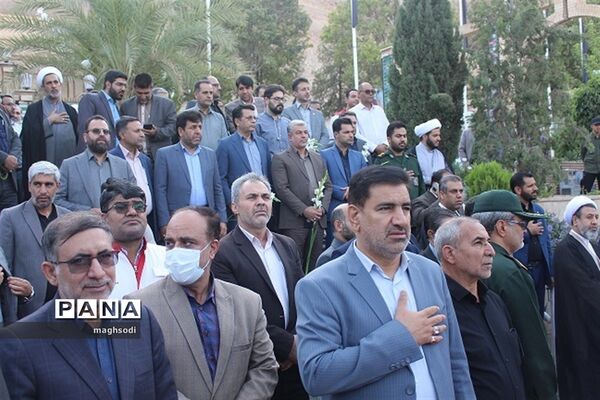حضور در گلزار شهدا به مناسبت هفته دولت