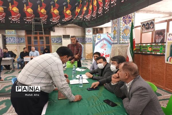 برپایی میز خدمت در مصلی نماز جمعه بهبهان به مناسبت هفته دولت