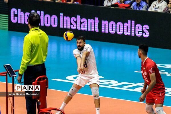 دیدار تیم‌های ایران و عراق در لیگ والیبال مردان آسیا
