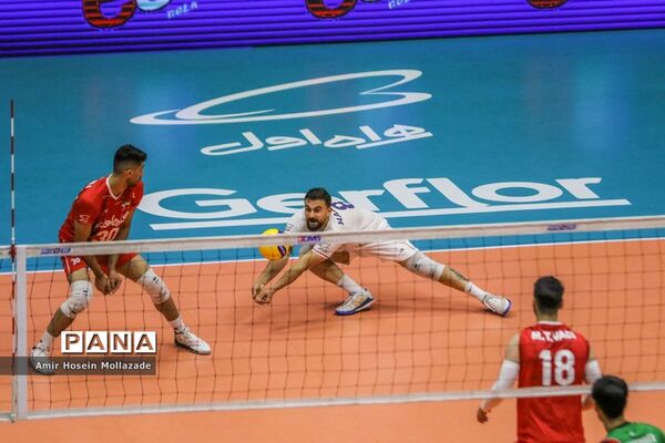دیدار تیم‌های ایران و عراق در لیگ والیبال مردان آسیا