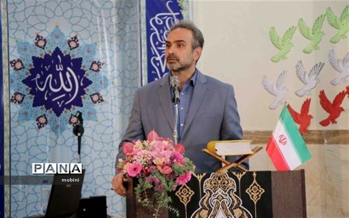 انتقال سیره عملی شهدا به نسل جوان ، وظیفه ای مهم است