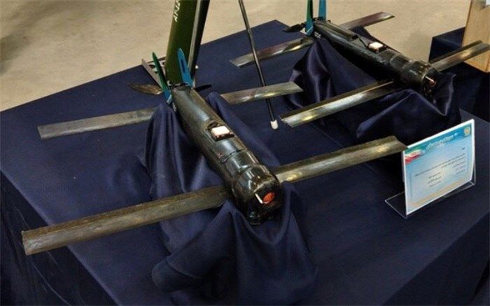 موشک پرسه‌زن «سینا» به مناسبت روز صنعت دفاعی رونمایی شد